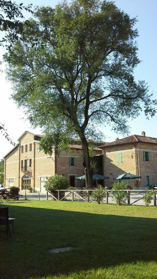 Agriturismo Le Giarine Фольяно-Редипулья Экстерьер фото