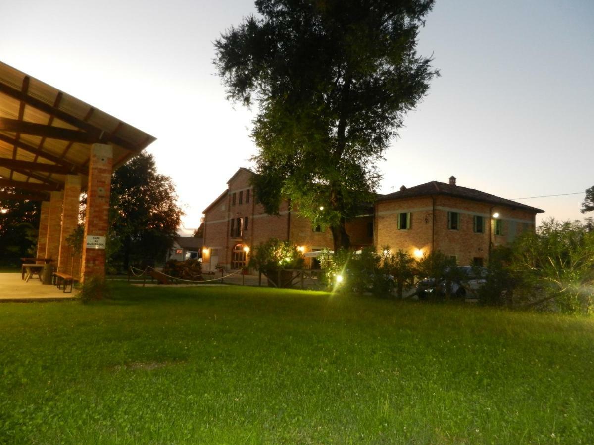 Agriturismo Le Giarine Фольяно-Редипулья Экстерьер фото