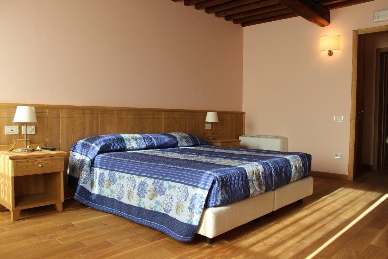 Agriturismo Le Giarine Фольяно-Редипулья Экстерьер фото