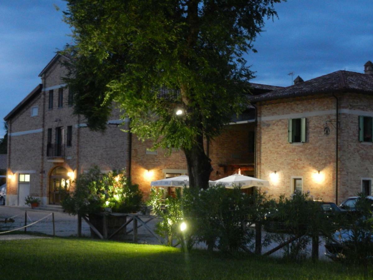 Agriturismo Le Giarine Фольяно-Редипулья Экстерьер фото