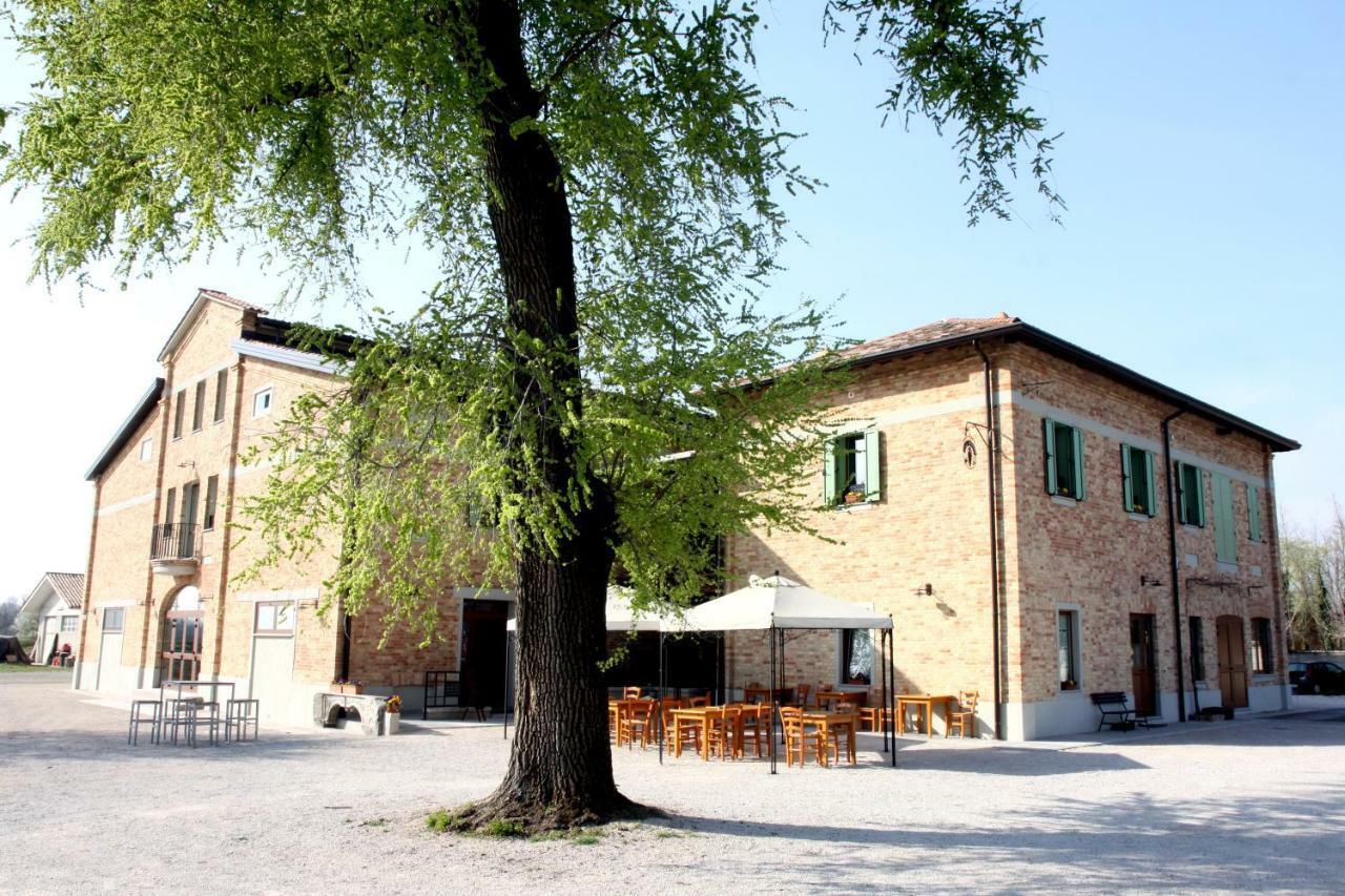Agriturismo Le Giarine Фольяно-Редипулья Экстерьер фото